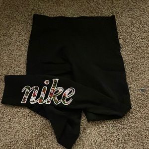 Nike leggings.